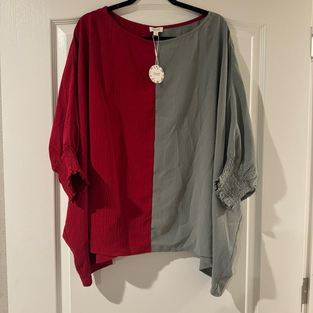Women’s Plus Two-Tone Crimson and Grey Flowy Top NWT 1X Alabama
